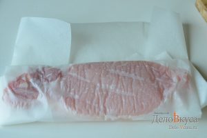 Отбивные из свинины: Мясо завернуть в пленку