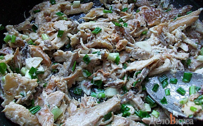 Рецепт курица в сметане с чесноком и зеленью