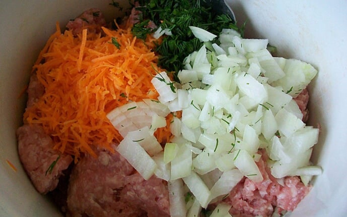 Мясная начинка для голубцов, фаршированного перца или кабачков: фото к шагу 1.