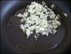Картофельные драники с мясом под грибным соусом. Колдуны с мясом под соусом из сметаны и грибов. Деруны с мясом: фото к шагу 18.