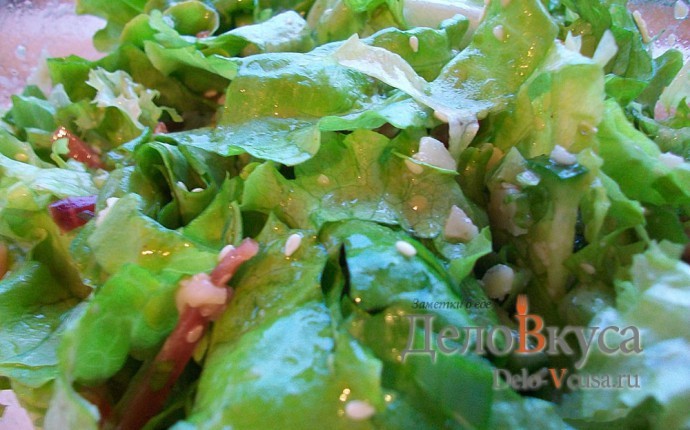 Салат с пармезаном и прошутто. Зеленый салат с сыром и вяленым мясом