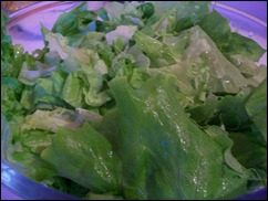 Салат с пармезаном и прошутто. Зеленый салат с сыром и вяленым мясом: фото к шагу 5.