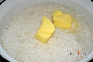 Голубцы: В рис добавить сливочное масло
