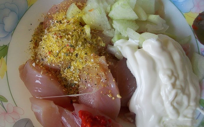 Курица с баклажанами и картошкой в духовке: фото к шагу 5.