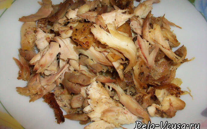 Острая картофельная запеканка с курицей, сосисками и перцем чили: фото к шагу 2.