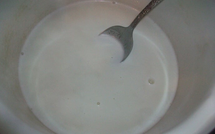 Заварной крем на молоке и яйцах: фото к шагу 1. Заварной крем на молоке и яйцах: фото к шагу 1.