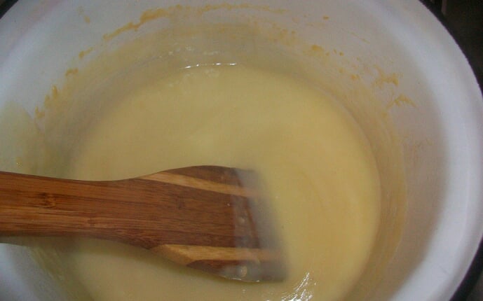 Заварной крем на молоке и яйцах: фото к шагу 7. Заварной крем на молоке и яйцах: фото к шагу 7.