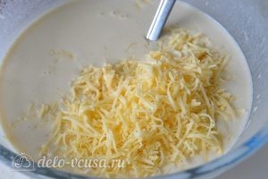Блины на молоке: Добавляем твердый сыр