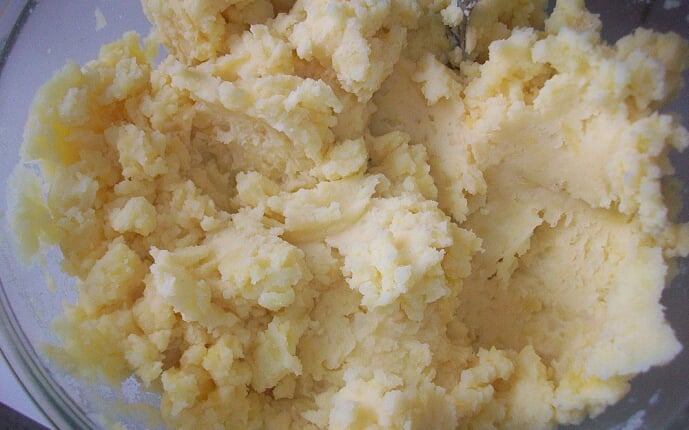 Зразы картофельные с мясом (картопляники): фото к шагу 5.