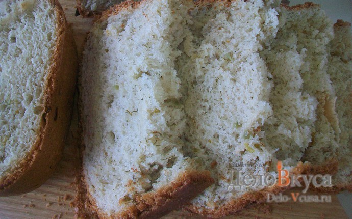 Хлеб белый с чесноком и зеленью (рецепт для хлебопечки)