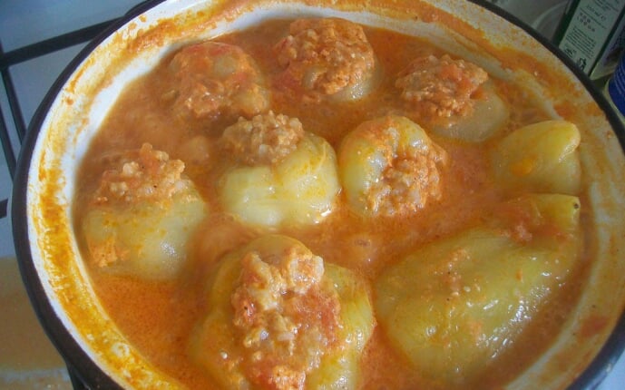 Перец фаршированный мясом и рисом: фото к шагу 9.