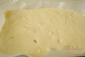Лимонный пирог: Выливаем тесто в форму