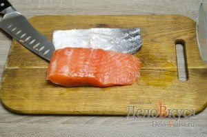 Засолка красной рыбы: Подготовить рыбу