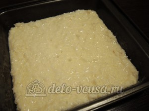 Кюкю: Рисовую массу выкладываем в форму