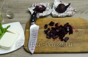 Салат свекла с сыром фета: Свеклу порезать кубиками