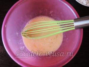 Чихиртма: Яйца взбить с лимонным соком