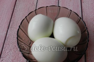 Пирог с яйцом и укропом: Яйца для начинки отварить