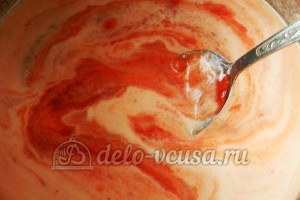 Макароны с томатным соусом и маслинами: Добавить сливки