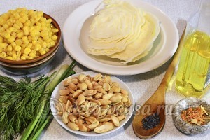 Салат с капустой и арахисом: Ингредиенты