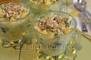 Фруктовый салат со сметаной: Сервируем блюдо