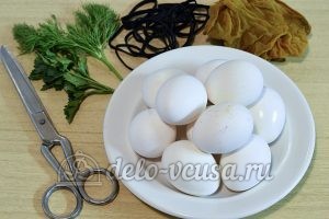 Пасхальные яйца с листочками: Ингредиенты