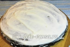 Пирог на кефире с вареньем: Смазать верх
