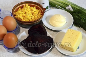 Свекольный салат с яйцом и сыром: Ингредиенты