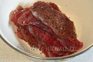 Отбивные из говядины в духовке: Подготовить мясо