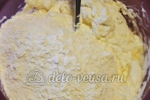 Ванильные сырники: Замешиваем тесто