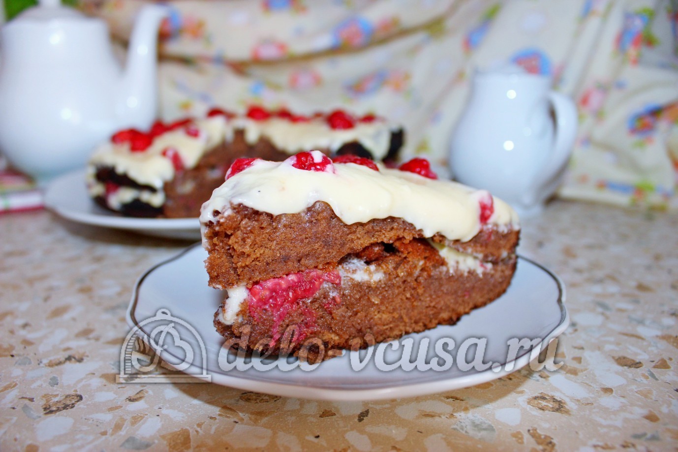 Шоколадный бисквитный торт с малиной и сметанным кремом пошаговый рецепт с фото Шоколадный бисквитный торт с малиной и сметанным кремом