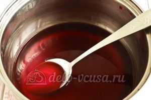 Желе из красной смородины: Добыть сок из ягод