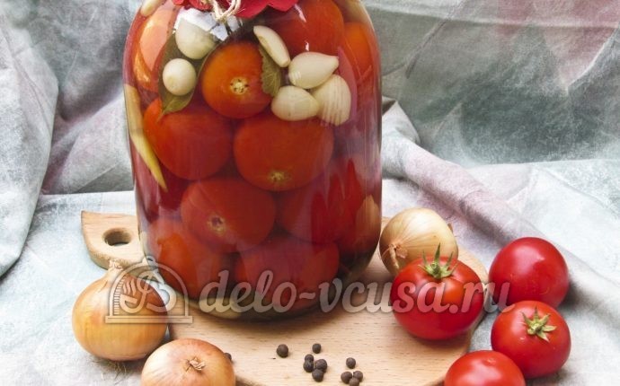 Маринованные помидоры с перцем и луком на зиму