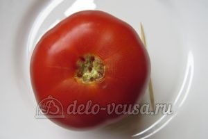 Помидоры с перцем и луком на зиму: Подготовить помидоры