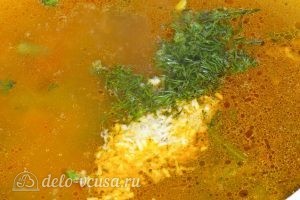 Суп из стручковой фасоли: Добавить в кастрюлю зелень