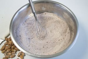 Шоколадный тарт: Растапливаем шоколад и сливочное масло