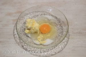 Творожник: Добавляем куриное яйцо