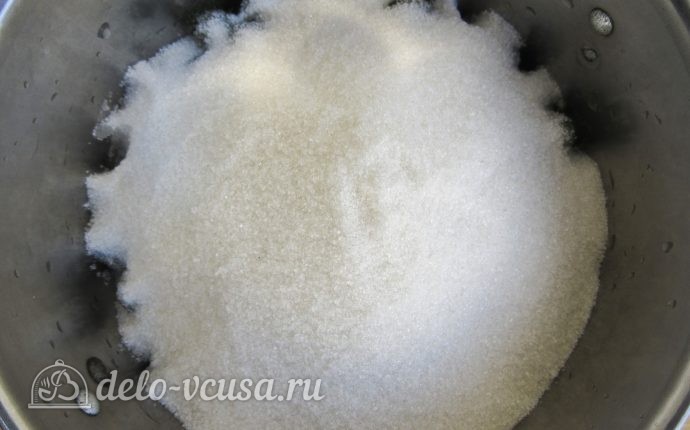Виноградное варенье: Засыпать виноград сахаром