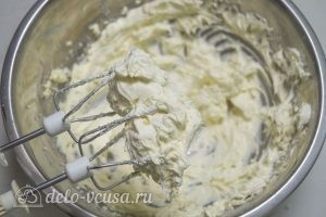 Бисквитное пирожное со сливочным кремом: Поверяем готовность кремовой основы