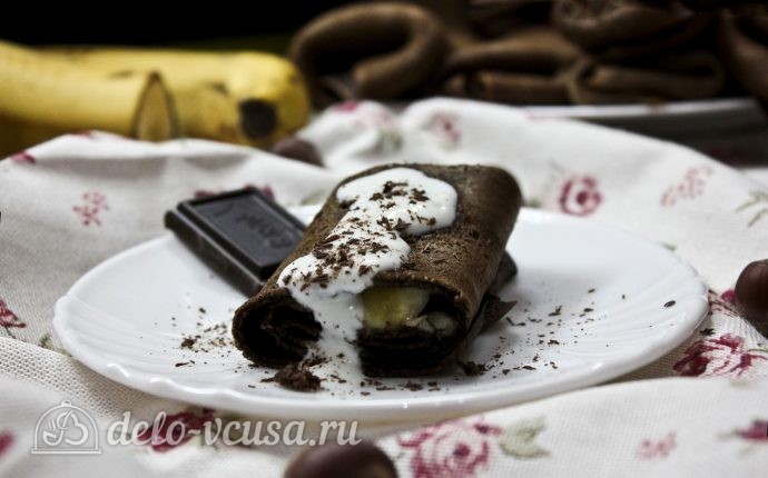 Шоколадные блины с бананом