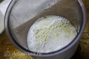 Смузи из хурмы: Добавляем молоко, йогурт и сок
