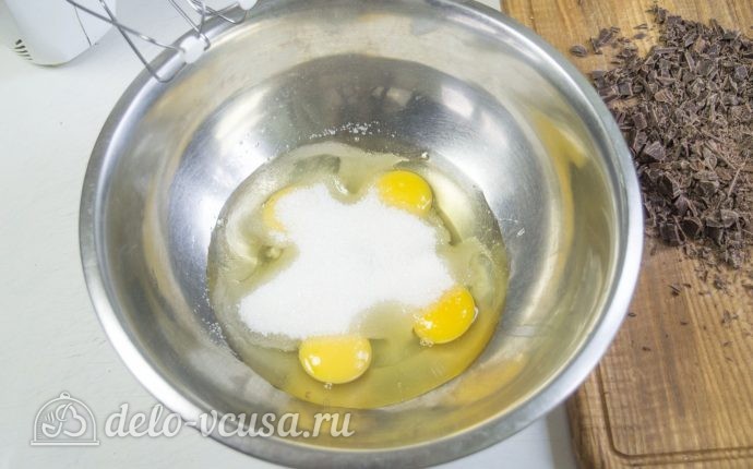 Торт Добош: Взбить яйца с сахаром Торт Добош: Взбить яйца с сахаром