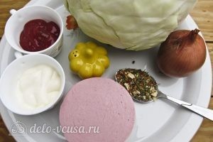 Тушеная капуста с колбасой: Ингредиенты