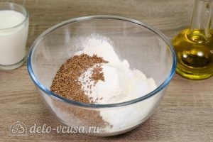 Печенье с семенами льна: Соединить сухие ингредиенты