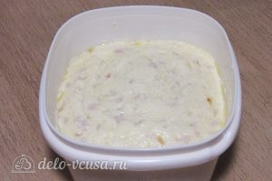 Плавленый сыр с ветчиной: Отправляем сыр в холодильник