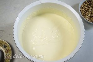 Карамельный чизкейк без выпечки: Добавить желатин