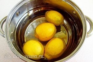 Лимонный джем: Замачиваем лимоны в воде