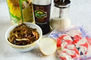 Салат с морской капустой и крабовыми палочками: Ингредиенты