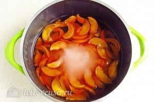 Варенье из персиков по-слонимски: Добавить сахар