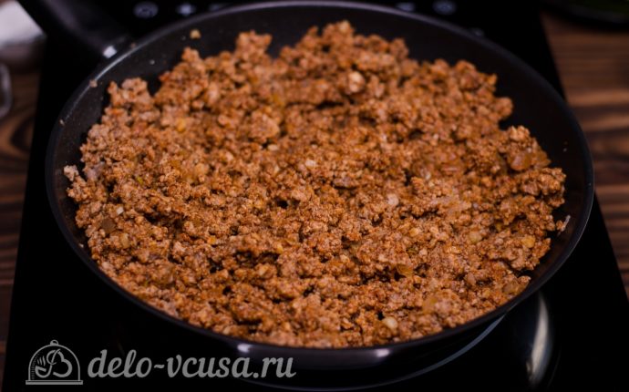 Пастицио: Готовим соус мясной