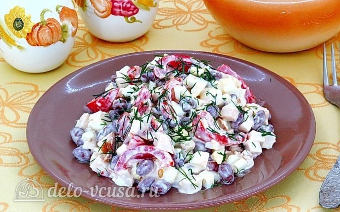 Салат снегурочка с копченой курицей и плавленным сыром рецепт с фото